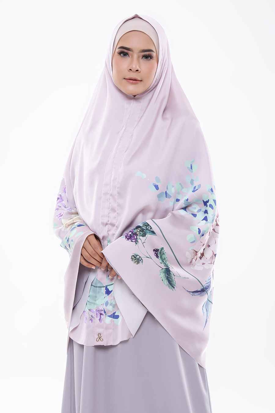 Designer-Focus-Arsscarf-by-Anissa-Hapsari--1-