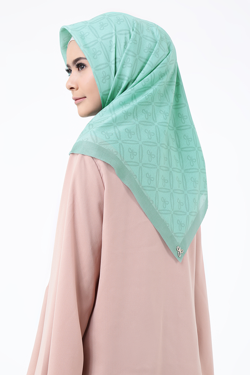 Designer-Focus-Arsscarf-by-Anissa-Hapsari--3-