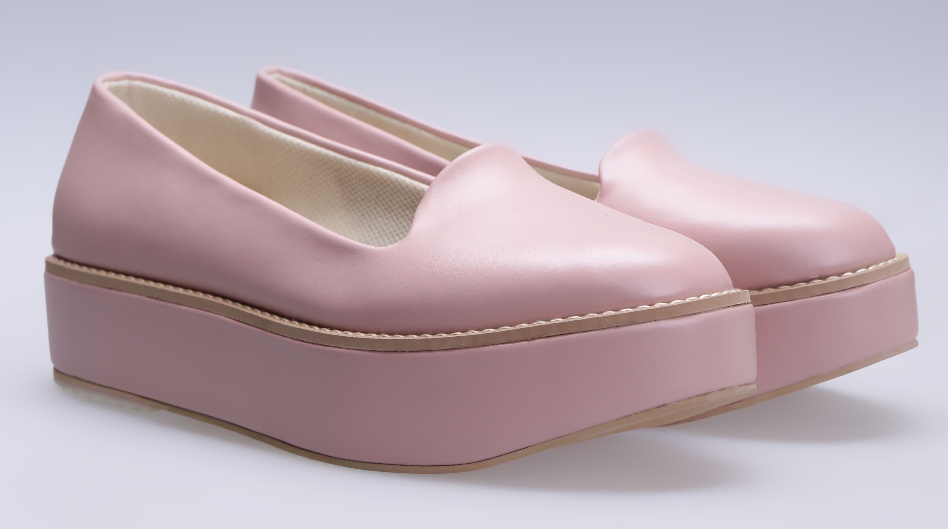 sepatu-pink-wanita--1-
