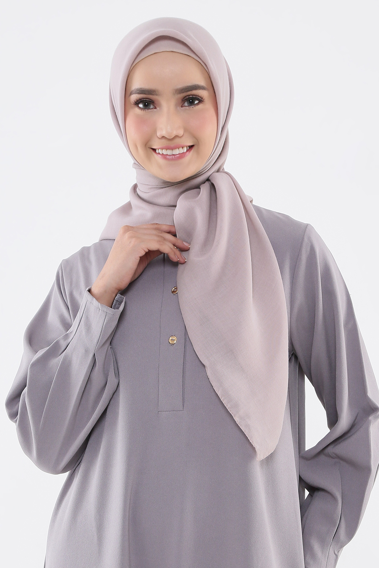 v1-586-54082-101281-18906-46-136382