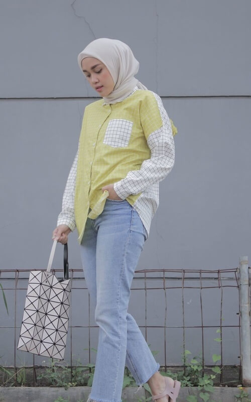 Kemeja Yellow Square