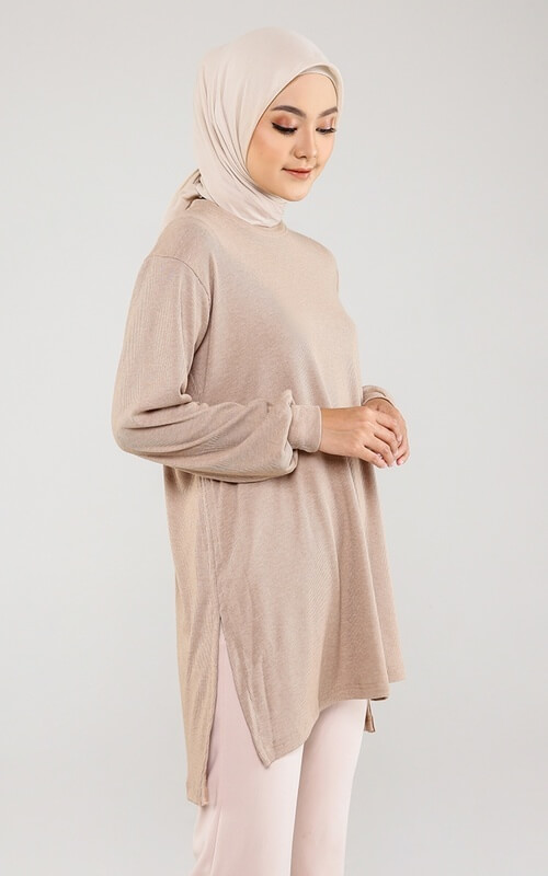 Baju Rajut Tunik Ala Cewek Bumi