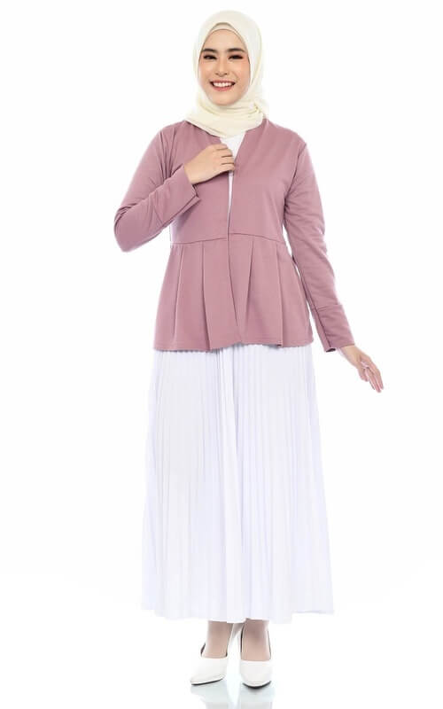Plisket Putih dan Cardigan Lilac