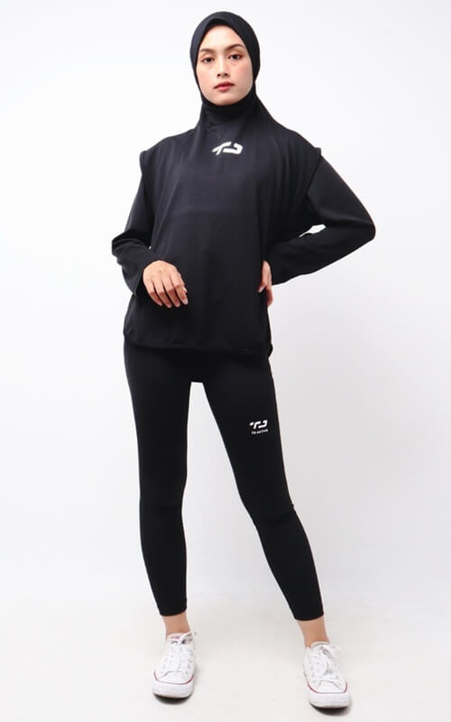 Tampil Swag dengan Full Black