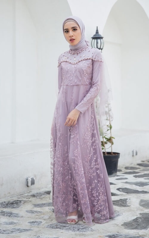 Gaun Kebaya Full Brokat