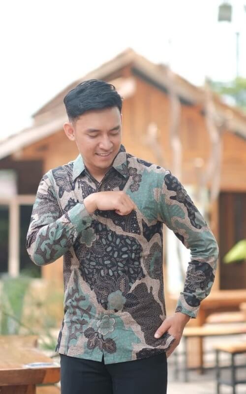 Batik Hijau Motif Daun
