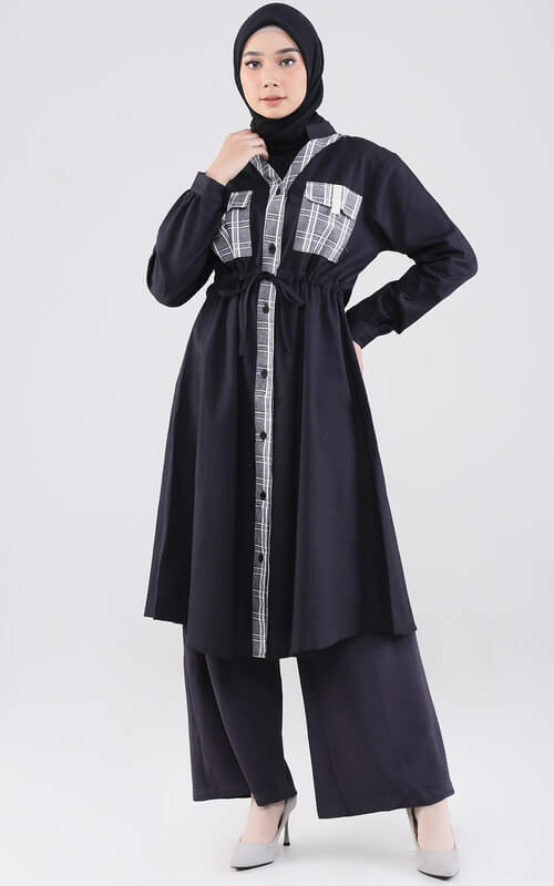 Outfit Hitam Buat Ngantor