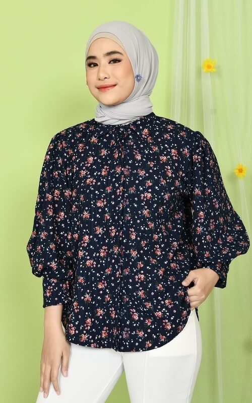 Kemeja Full Print dengan Round Cut