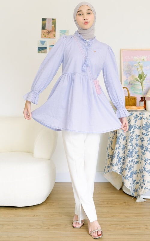 Blouse Polos Biru Muda