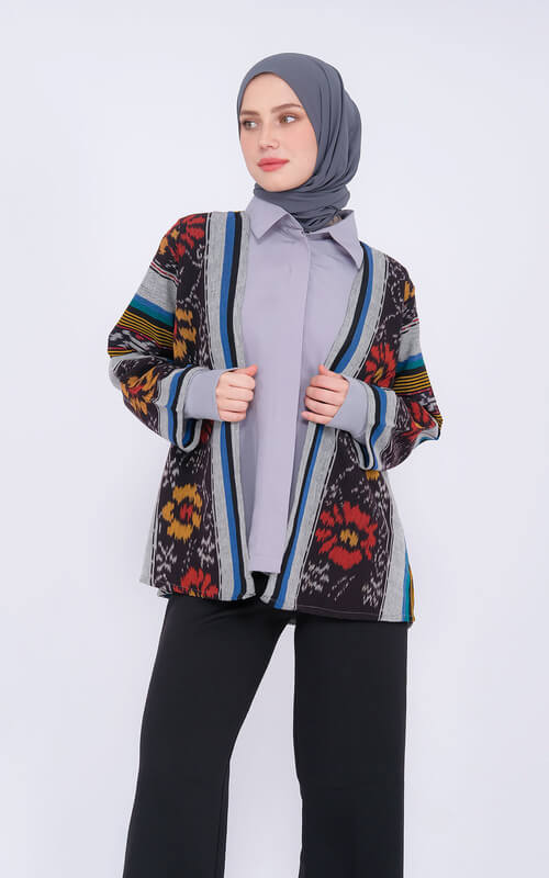 Kemeja dan Outer, Plus Celana