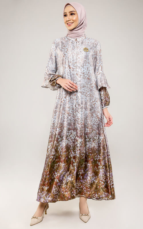 Dress Motif dengan Warna Bergradasi