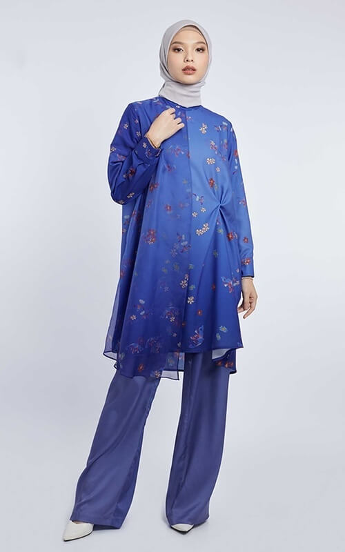 Tunik Biru Motif Bunga