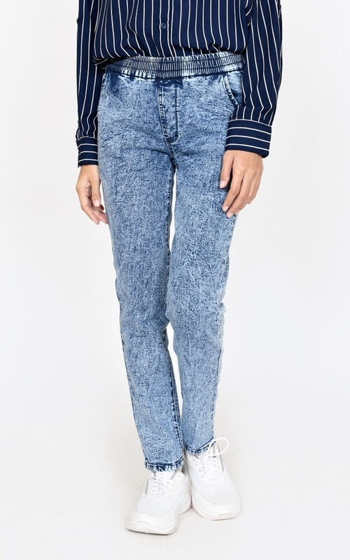 Celana Denim Model Skinny