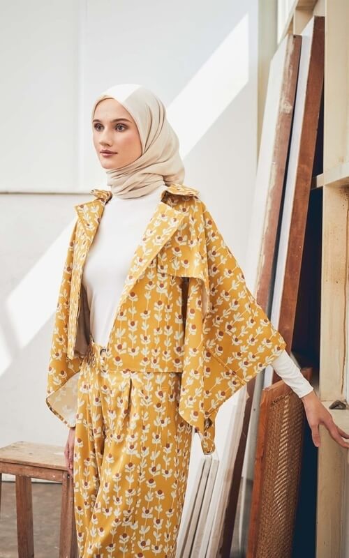 Setelan Blazer Celana Warna Kuning