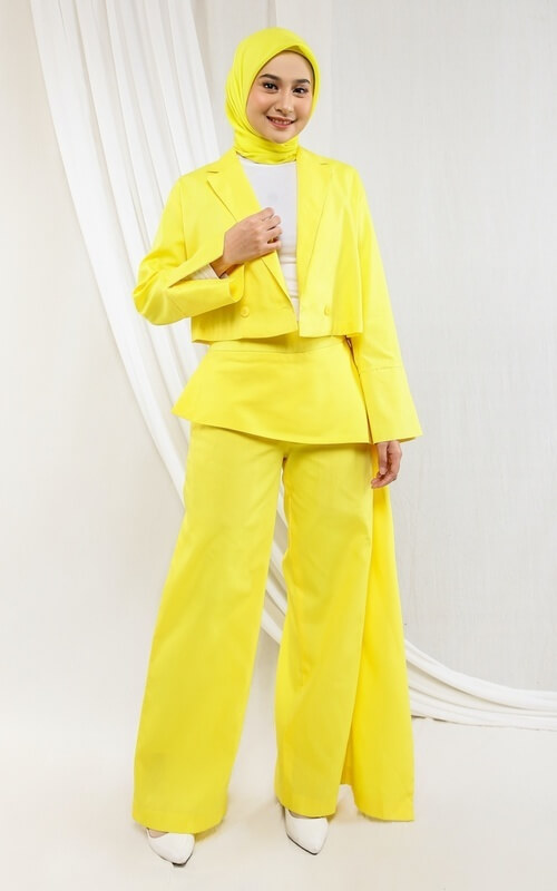 Outfit Totally Yellow