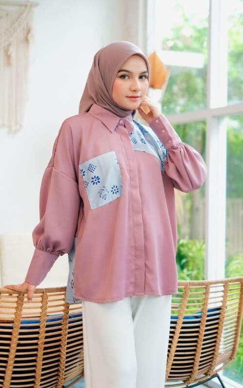Blouse Pink Polos Kombinasi Motif Bunga