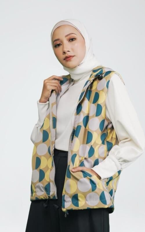 Rompi Quilted Bermotif Polkadot