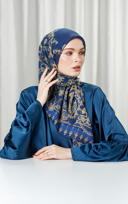 Jilbab Segiempat Navy Motif Paisley
