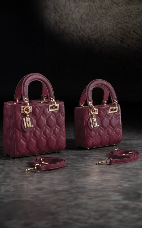 Tas Mini Kotak Maroon dengan Rantai Emas