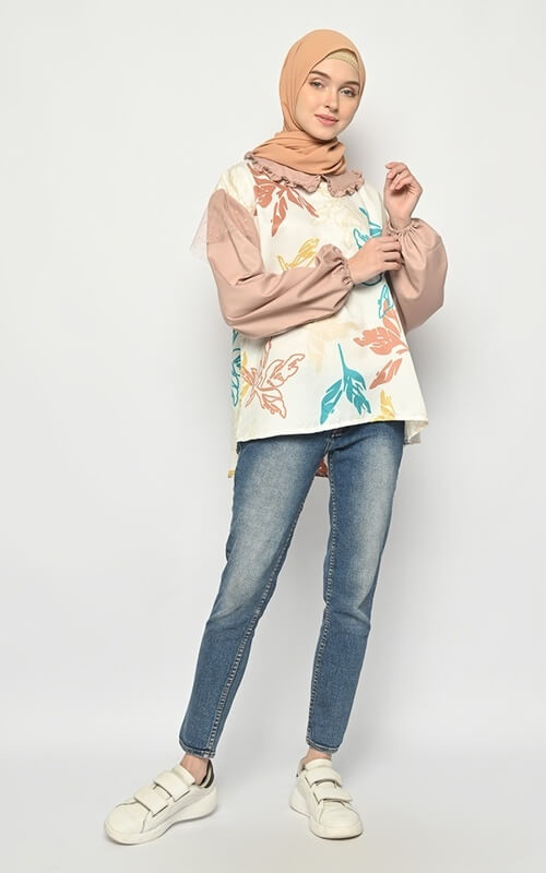 Blouse Motif Daun dan Denim