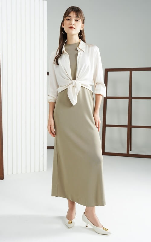 Knitwear Ikat Depan atau Tie-Front