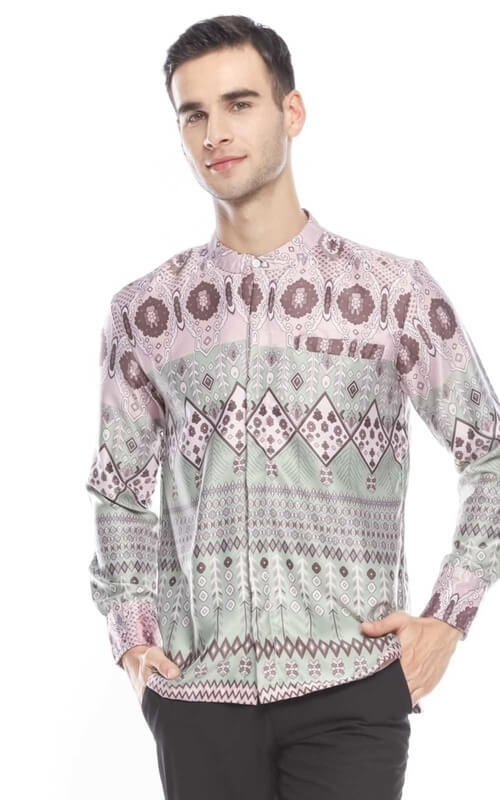 Kemeja Motif Etnik Pastel