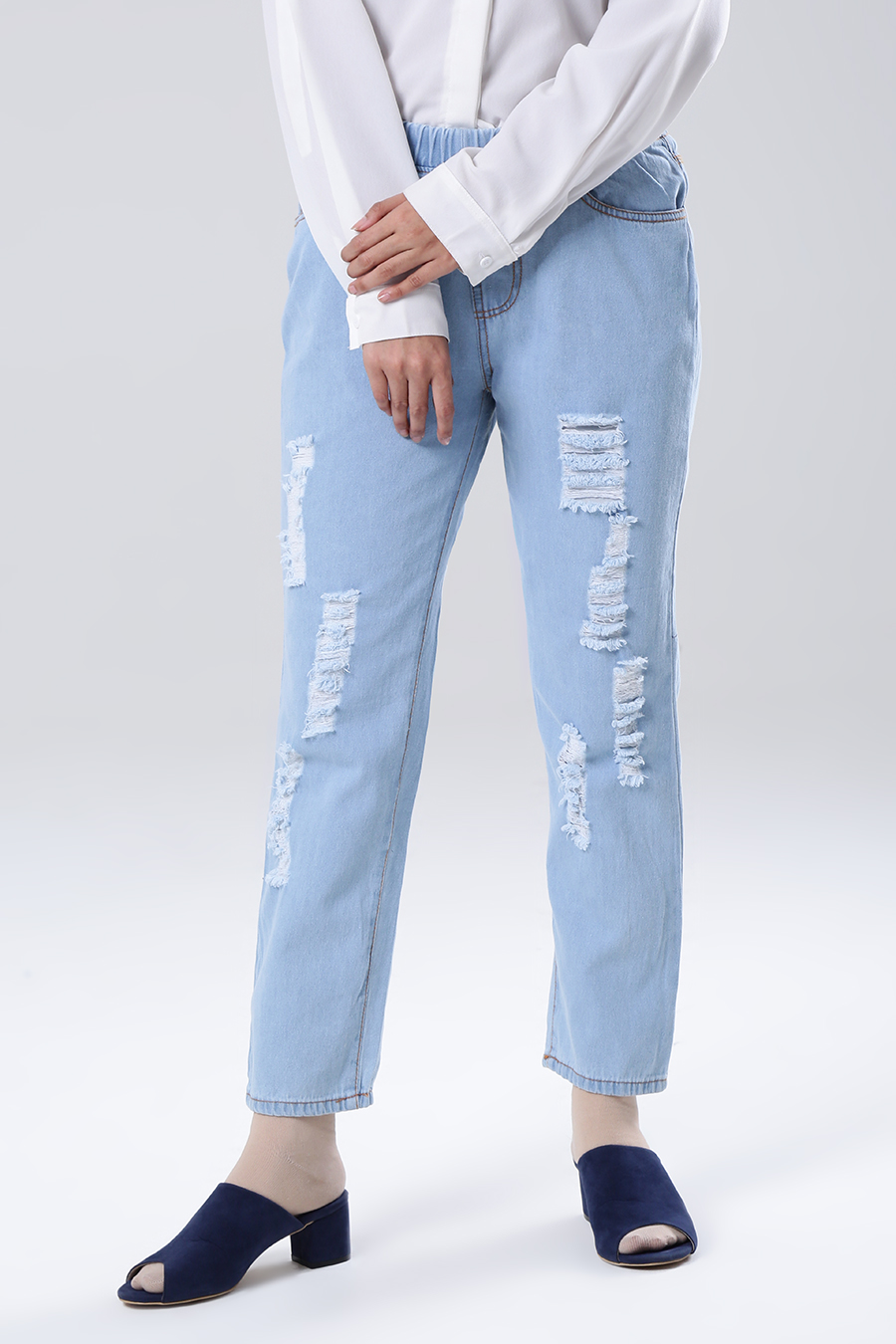 Tips dan Trik Memilih Celana Jeans Untuk Pinggul dan Paha Besar