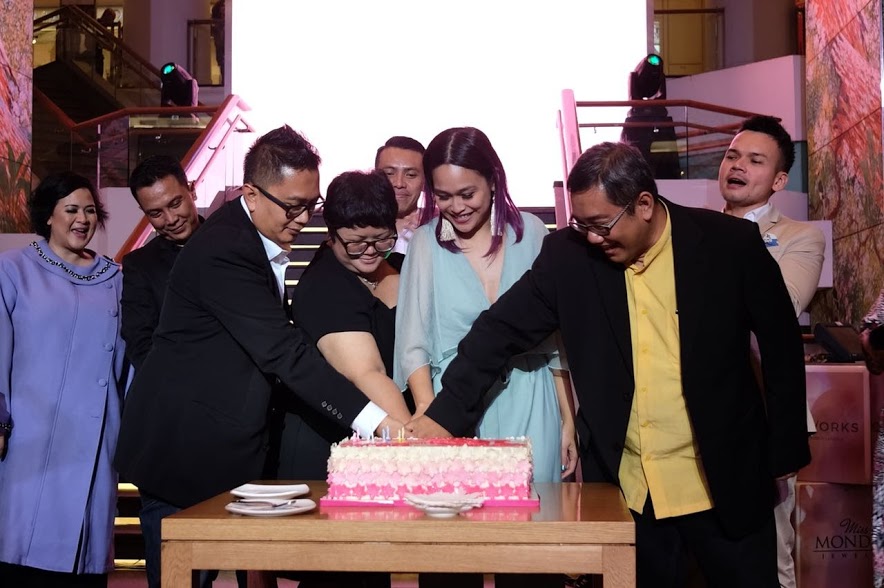 90.4 COSMOPOLITAN FM Enchanting 16th Anniversary: Apresiasi kepada para Ibu Muda yang Menginspirasi