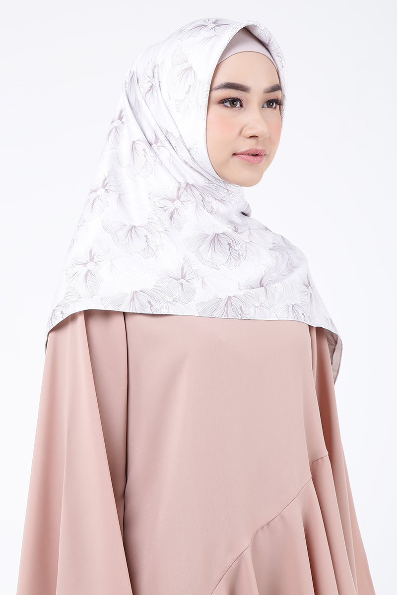 Kerudung motif bunga