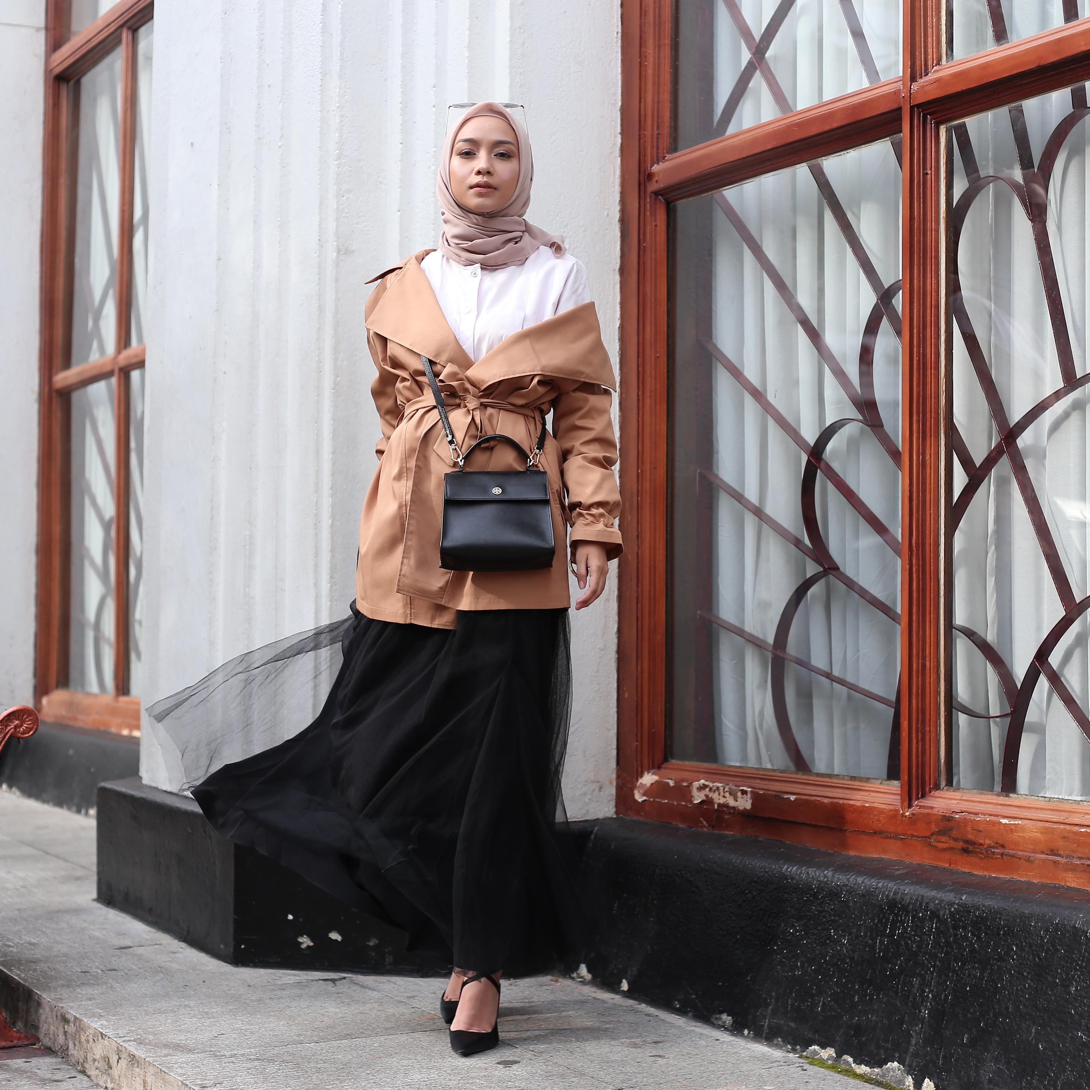 Inspirasi Hijab Style Vira Tandia hari Selasa